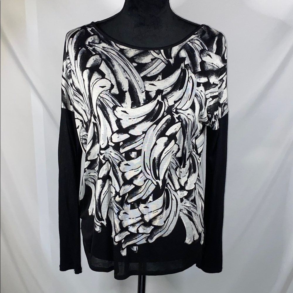 𝅺KENSIE Black & White Long Sleeve Top Small